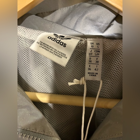 NWT womens Adidas reflective tracksuit set - Picture 4 of 7